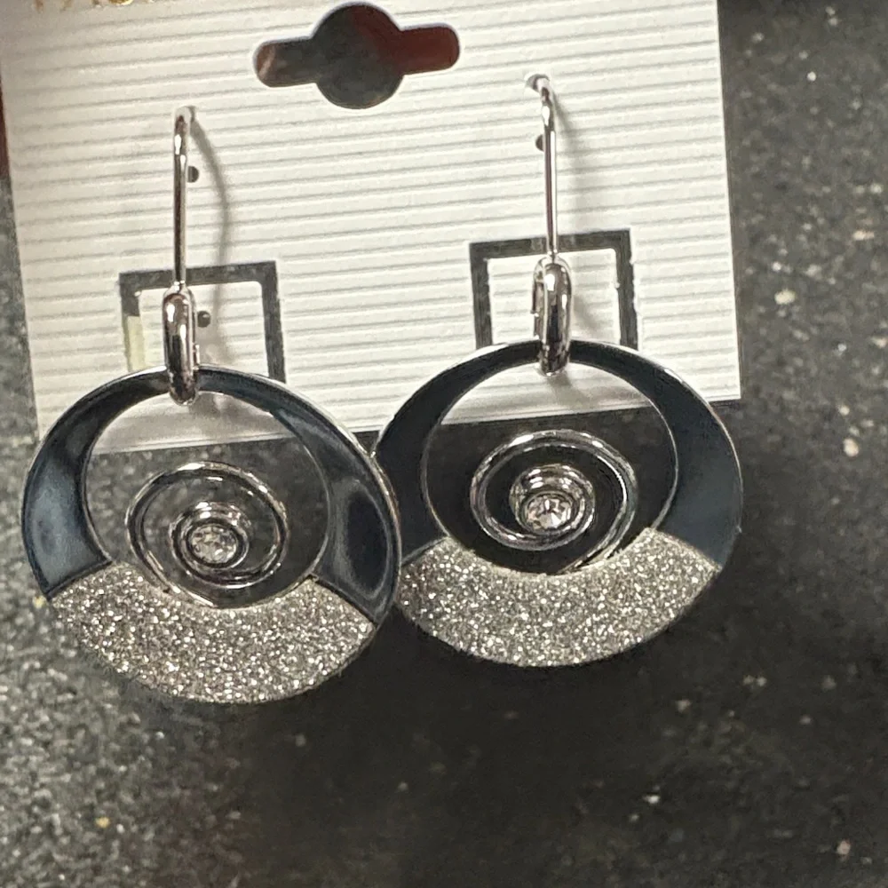 Silver Fashion Earrings - Picture 3 of 3